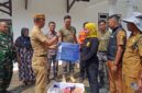 Berikan bantuan terdampak Gempa bumi di kecamatan Simpenan,(GELIATMEDIA.COM/Asep T)