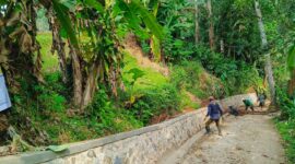 Desa Ganda Soli Kecamatan Cikakak Bangun Infrastruktur gunakan anggaran dana Desa Th 2024,( GELIATMEDIA.COM)