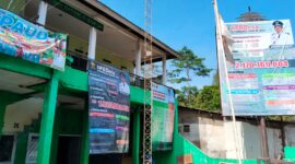 Desa Buniwangi Percantik Kantor Pelayanan Masyarakat Gunakan Anggaran Bantuan Provinsi