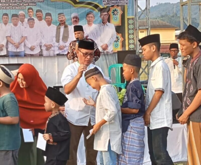 Sekretariat Rukun Warga ( RW.11) Kampung Cempaka putih bersama Panitia PHBI Gebyar Muharam, Gelar Tablig Akbar serta Santunan Anak Yatim dan Jompo