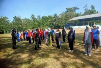 Menjelang HUT RI, anggota Koramil 2201/Cisolok Laksanakan Giat Pelatihan Paskibra Kecamatan Cikakak