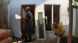 Anggota Koramil 2202/Palabuhanratu Masih Laksanakan Kerja Bakti Pembangunan Rutilahu Rumah Warakauri