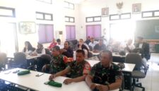 Danramil 2201/Cisolok Dan Anggota Hadiri Acara Deklarasi Netralitas TNI-Polri, ASN Dan Kades