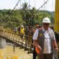 Bupati Sukabumi Tinjau Proyek Jembatan Cilalay, Diharapkan Dongkrak Ekonomi Warga