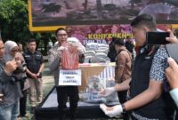 Polda Jawa Barat Ungkap Praktik Produksi Pupuk Palsu di Bandung Barat