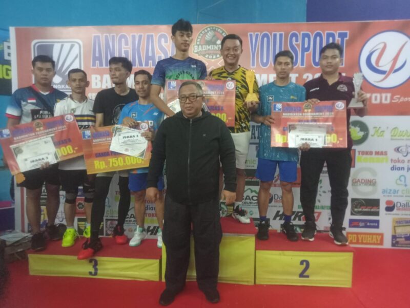 Bupati Sukabumi Hadiri Acara penutupan Angkasa You Sport Badminton Turnamen 2024