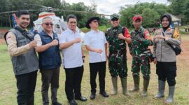 Dandim 0622 Dampingi Menteri PDT Tinjau Lokasi Bencana Pergerakan Tanah di Sukabumi