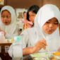 Program MBG terus berjalan selama Ramadhan dengan penyesuaian agar siswa tetap mendapat asupan bergizi saat berbuka puasa. | Instagram.com/badangizinasional.ri