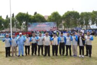 Bupati Sukabumi, H. Marwan Hamami, resmi membuka Ajang Kompetisi Seni dan Olahraga Madrasah (AKSIOMA) 2025 di Pondok Pesantren Modern Assalam Putri, Warungkiara.