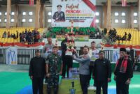 Festival Pencak Silat Kapolres Sukabumi Cup I 2025 resmi ditutup! Acara penuh semangat ini dihadiri oleh berbagai pejabat daerah dan tokoh pencak silat.