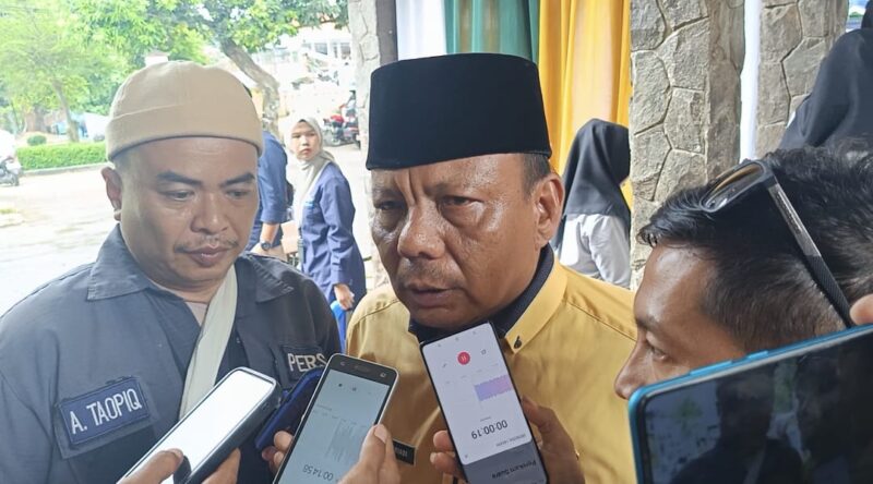 Momen bersejarah di Kelurahan Palabuhanratu! Serah terima jabatan lurah sekaligus peringatan Isra Mi’raj Nabi Muhammad SAW berlangsung dengan khidmat. Lurah baru,