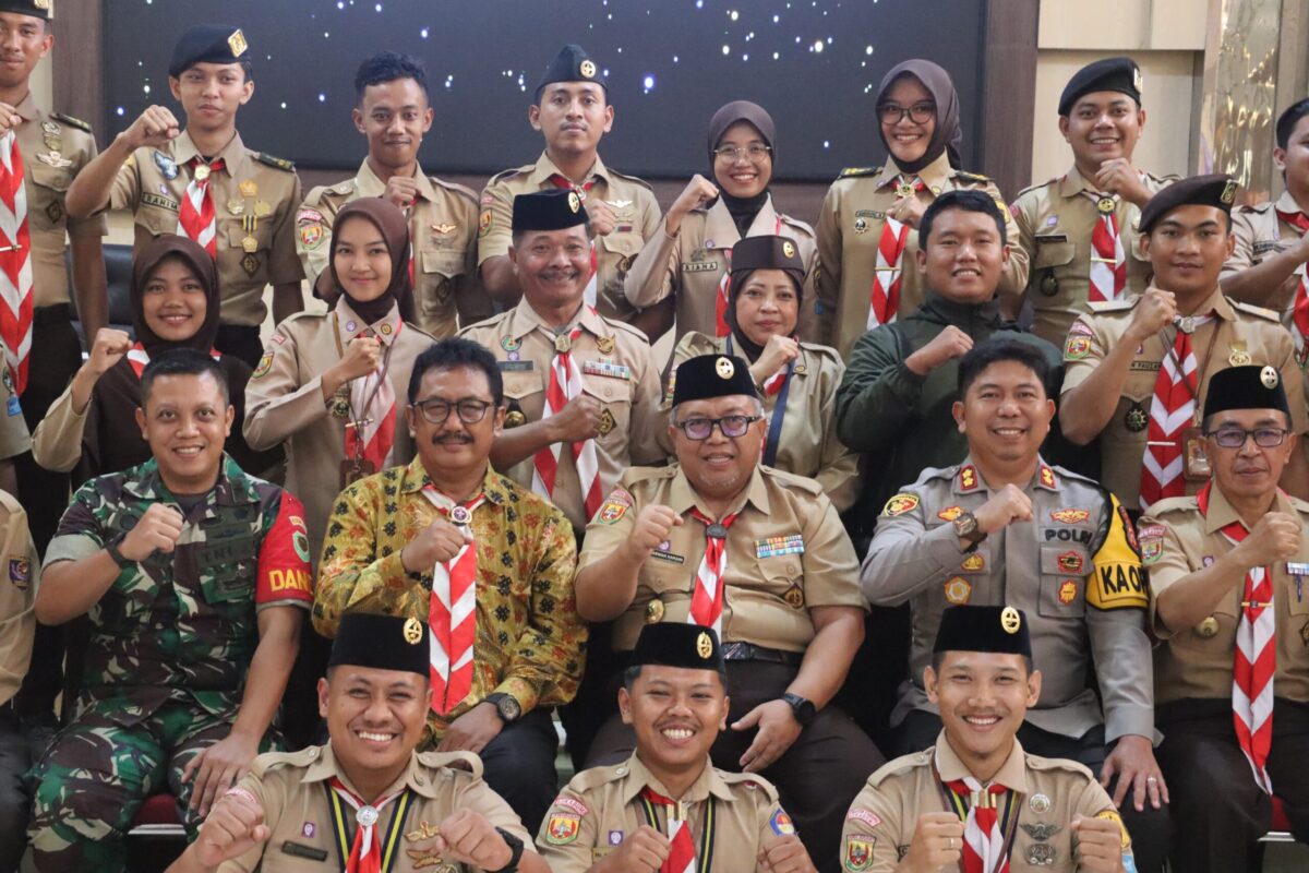 Kapolres Sukabumi, AKBP Dr. Samian, menghadiri Rapat Kerja Cabang Gerakan Pramuka Kabupaten Sukabumi 2025.