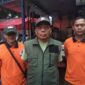 Lurah Palabuhanratu, Yadi Supriadi, bersama jajaran terus melakukan monitoring dan pemetaan wilayah terdampak banjir. Upaya pembersihan fasilitas umum juga terus dilakukan bekerja sama dengan dinas terkait.