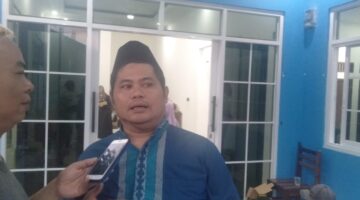 DPD PAN Kabupaten Sukabumi menggelar buka puasa bersama serta membagikan bingkisan sembako kepada warga. Acara ini menjadi ajang silaturahmi dan berbagi, sebagai bentuk kepedulian terhadap masyarakat.