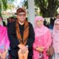 Kepala Dinas Perikanan Kabupaten Sukabumi, Nunung Nurhati, menanggapi isu TPI kumuh dengan menegaskan bahwa pihaknya terus berupaya maksimal dalam penataan enam TPI yang ada. Palangpang pun menjadi salah satu prioritas, meski masih terkendala administrasi. .