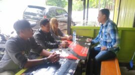 Kematian Elan alias Samson diduga sudah direncanakan. Keluarga korban bersama kuasa hukum mendesak agar seluruh pelaku, termasuk dalangnya, segera ditangkap dan dihukum setimpal.