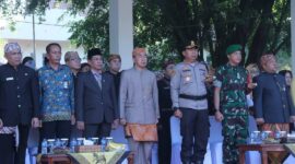 Ketua DPRD Kabupaten Sukabumi Budi Azhar Mutawali, S.IP menghadiri Upacara Peringatan Hardiknas 2025 di Alun-alun Palabuhanratu.