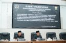 Rapat Paripurna DPRD Kabupaten Sukabumi ditunda akibat tidak kuorum. Hanya 18 dari 50 anggota hadir