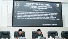 Rapat Paripurna DPRD Kabupaten Sukabumi ditunda akibat tidak kuorum. Hanya 18 dari 50 anggota hadir