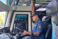 Dinas Perhubungan Kabupaten Sukabumi bersama Polres Sukabumi melaksanakan kegiatan Ram Check sebagai bentuk kesiapan teknis menjelang keberangkatan jamaah haji tahun 2025.