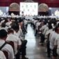 Kepala DPMD Kabupaten Sukabumi mendampingi Bupati Sukabumi dalam rapat koordinasi Gawe Rancage bersama para kepala desa, lurah, dan Gubernur Jawa Barat untuk memperkuat sinergi pembangunan desa.