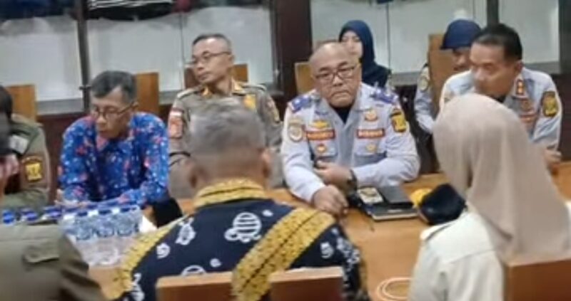 Dinas Perhubungan Kabupaten Sukabumi berkomitmen mendukung penataan lalu lintas di sekitar PT Daihan Global, Cibadak.