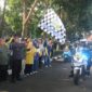 Bupati Sukabumi H. Asep Japar membagikan sembako bergizi kepada keluarga berisiko stunting di Pendopo