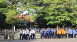 Dinas Pemadam Kebakaran dan Penyelamatan Kabupaten Sukabumi berpartisipasi dalam upacara peringatan Hari Lahir Pancasila ke-80 di Alun-Alun Palabuhanratu.
