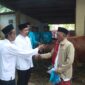 Polres Sukabumi berbagi kebahagiaan Idul Adha 1447 H dengan menyembelih 22 hewan kurban dan membagikan 1.809 paket daging kepada masyarakat.