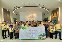 Nayla Yuliandri, mahasiswi asal Sukabumi, membawa harum nama Indonesia di Festival Pantun Antarbangsa Brunei 2025.