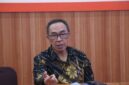 Sekretaris Daerah Kabupaten Sukabumi, Ade Suryaman, memimpin rapat pembentukan Tim Percepatan dan Pengendalian Pembangunan