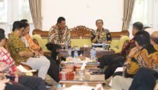 Bupati Sukabumi H. Asep Japar bersama Sekda Ade Suryaman mengikuti Rapat Koordinasi Persiapan Fasilitasi RKPD Tahun 2026