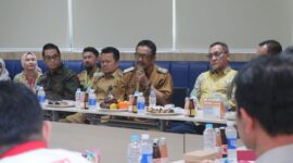 Bappelitbangda Kabupaten Sukabumi dorong sinergi dunia usaha dan pemerintah melalui penyelarasan program CSR dengan prioritas pembangunan daerah.