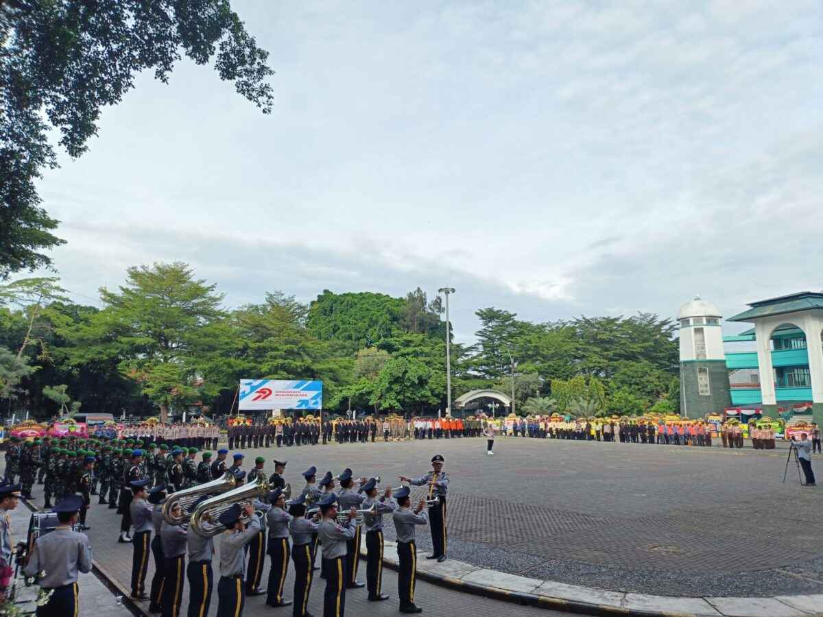 Dinas Perkim Kabupaten Sukabumi hadir dalam upacara Hari Bhayangkara ke-79