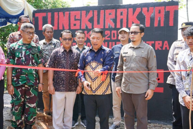 Wakil Bupati Sukabumi H. Andreas meresmikan Tungku Rakyat