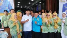 Semarak peringatan Harlah ke-52 KNPI di Palabuhanratu diwarnai dengan bazar UMKM, pengobatan gratis,