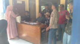 Pemdes Margalaksana salurkan bantuan beras dari Bulog kepada 475 Keluarga Penerima Manfaat (KPM).