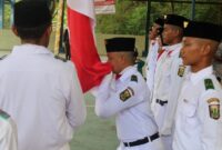 Sebanyak 27 anggota Paskibra Kecamatan Cikakak resmi dikukuhkan menjelang HUT ke-80 RI.