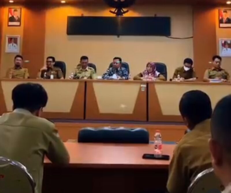 Kepala Bappelitbangda Aep Majmudin pimpin rapat internal