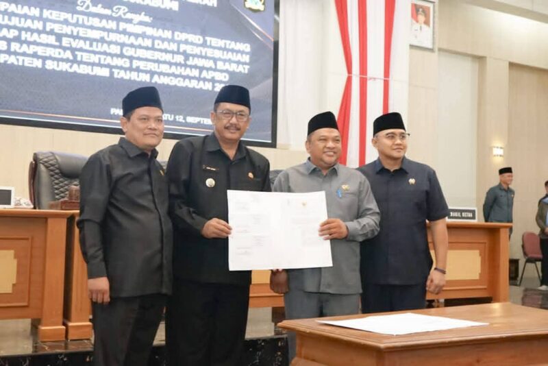 DPRD Kabupaten Sukabumi resmi menetapkan hasil evaluasi Gubernur Jawa Barat terhadap Perubahan APBD 2025.