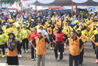 Ribuan warga tumpah ruah di Lapangan Cangehgar Palabuhanratu mengikuti Car Free Day, Senam Gurilaps, dan Jalan Santai dalam rangka Hari Jadi ke-155 Kabupaten Sukabumi.