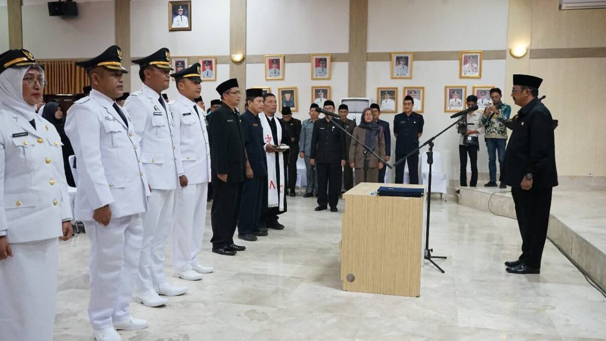 Ir. Toha Wildan Athoilah, M.T. resmi dilantik sebagai Kepala Badan Perencanaan Pembangunan, Penelitian, dan Pengembangan Daerah (Bappelitbangda)
