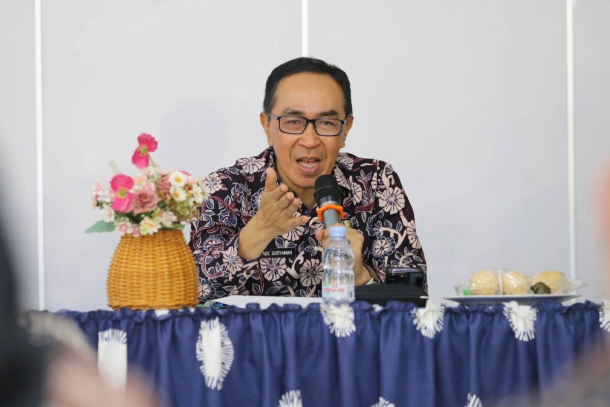 Sekda Sukabumi tekankan pentingnya komitmen bersama dalam percepatan penyaluran KUR untuk memperkuat ekonomi rakyat.