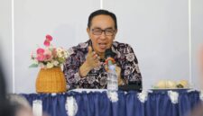 Sekda Sukabumi tekankan pentingnya komitmen bersama dalam percepatan penyaluran KUR untuk memperkuat ekonomi rakyat.
