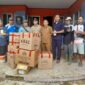 Dinas Perikanan Kabupaten Sukabumi menyalurkan bantuan pakaian layak pakai bagi warga terdampak banjir bandang