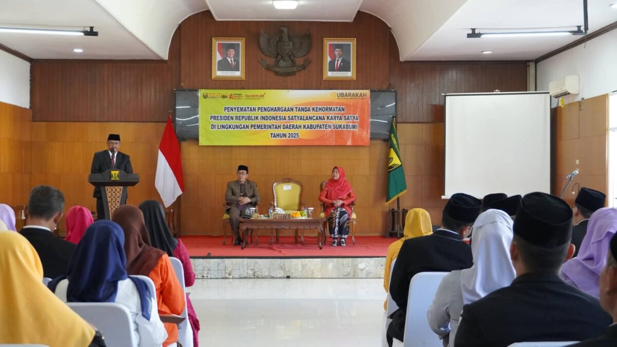 Penganugerahan Satyalancana Karya Satya