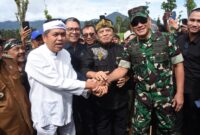 Pangdam III/Siliwangi Mayjen TNI Kosasih mendampingi Gubernur Jawa Barat Dedi Mulyadi