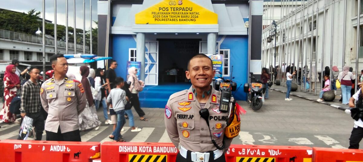Lonjakan arus kendaraan memasuki Kota Bandung terjadi selama libur Natal 2025 dan Tahun Baru 2026.