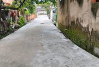 Proyek perbaikan jalan lingkungan di RT 07/RW 08 Kelurahan Jatihandap,