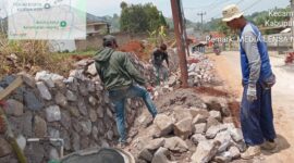 Dugaan pelanggaran K3 pada proyek pembangunan Turap Penahan Tanah di Nagreg